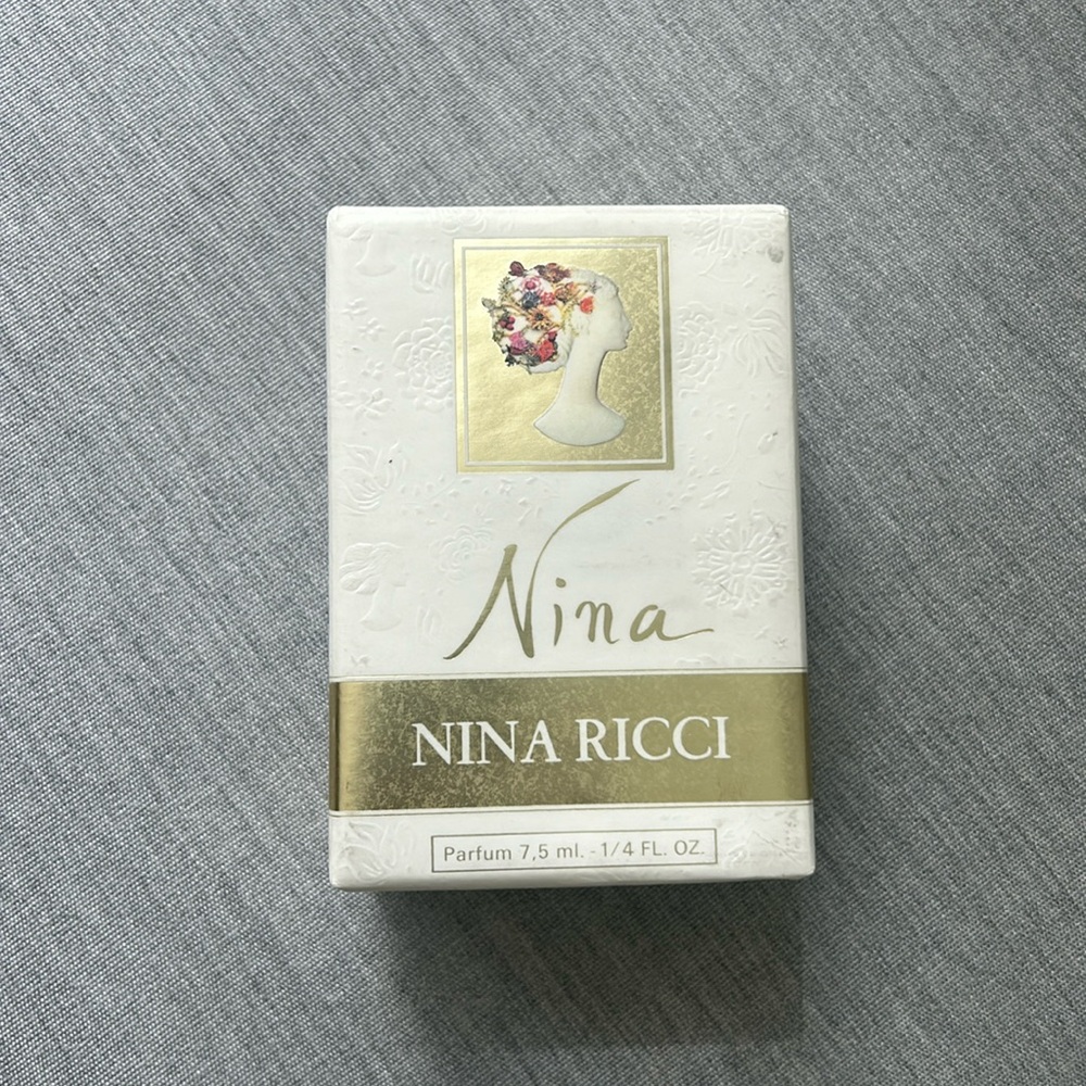 Vintage Nina by Nina Ricci perfume